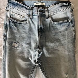 pacsun size 29x30 jeans!
